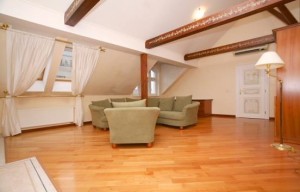 Apartment for rent, 5+1 - 4 bedrooms, 225m<sup>2</sup>
