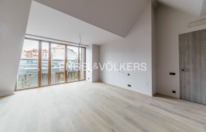 Apartment for rent, 4+kk - 3 bedrooms, 168m<sup>2</sup>