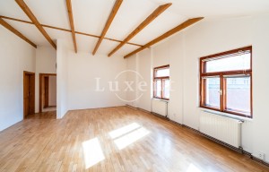 Apartment for sale, 5+kk - 4 bedrooms, 162m<sup>2</sup>