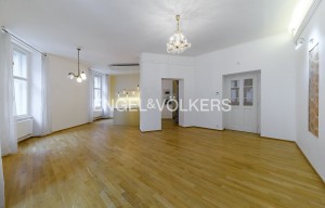 Apartment for rent, 3+kk - 2 bedrooms, 137m<sup>2</sup>