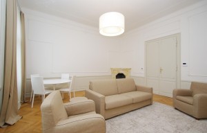 Apartment for rent, 2+1 - 1 bedroom, 154m<sup>2</sup>