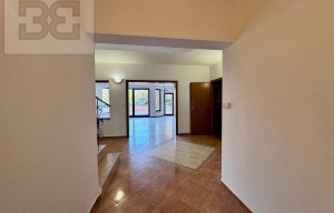 Apartment for rent, 4+kk - 3 bedrooms, 150m<sup>2</sup>