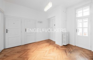 Apartment for rent, 3+1 - 2 bedrooms, 118m<sup>2</sup>