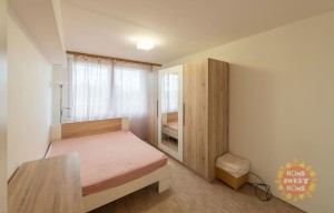 Apartment for rent, 4+kk - 3 bedrooms, 140m<sup>2</sup>