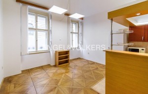 Apartment for rent, 2+1 - 1 bedroom, 90m<sup>2</sup>