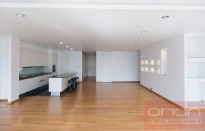 Apartment for rent, 4+kk - 3 bedrooms, 173m<sup>2</sup>