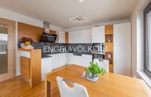 Apartment for rent, 5+kk - 4 bedrooms, 167m<sup>2</sup>