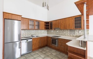 Apartment for rent, 5+1 - 4 bedrooms, 168m<sup>2</sup>