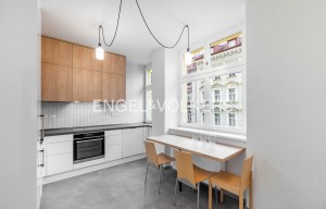 Apartment for rent, 4+1 - 3 bedrooms, 141m<sup>2</sup>
