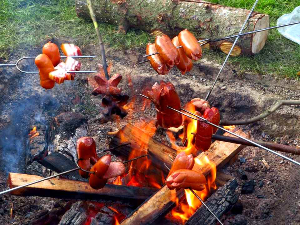 sausages bonfire