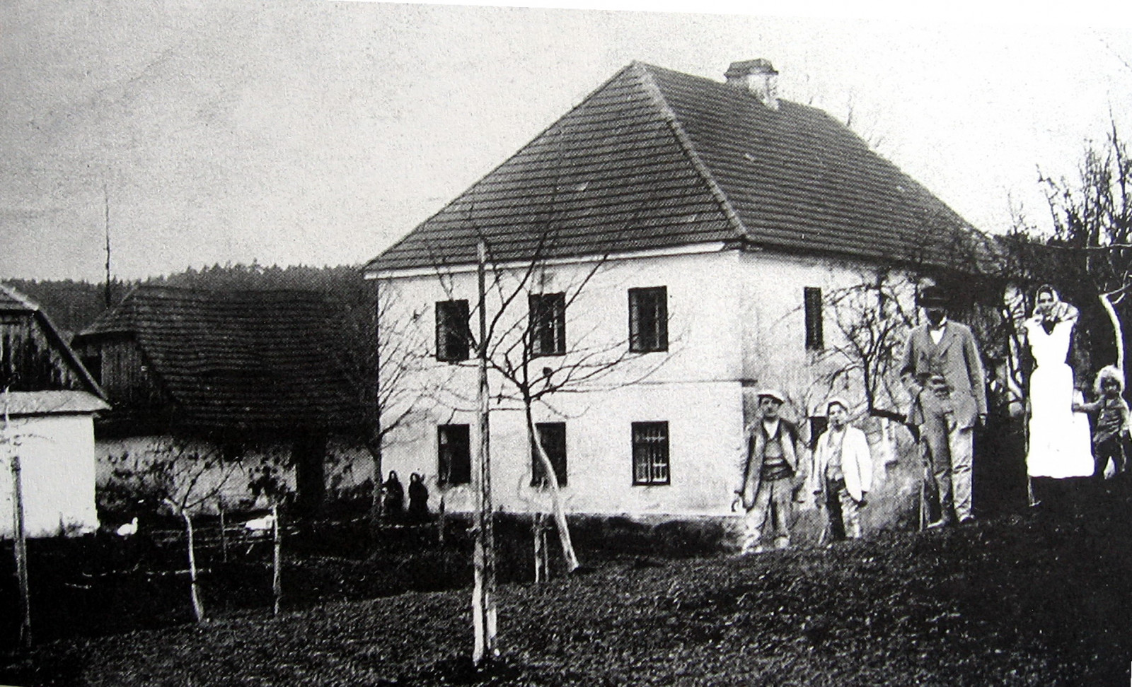 The old mill in Ležáky in the 1910s